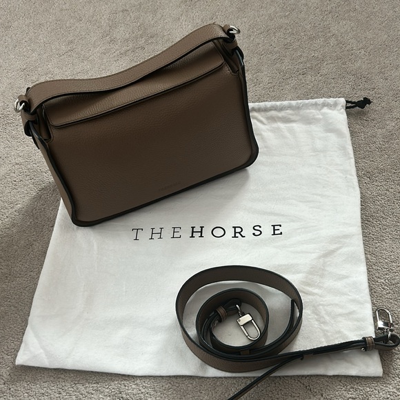 The Horse Clementine Bag in taupe - Picture 5 of 5